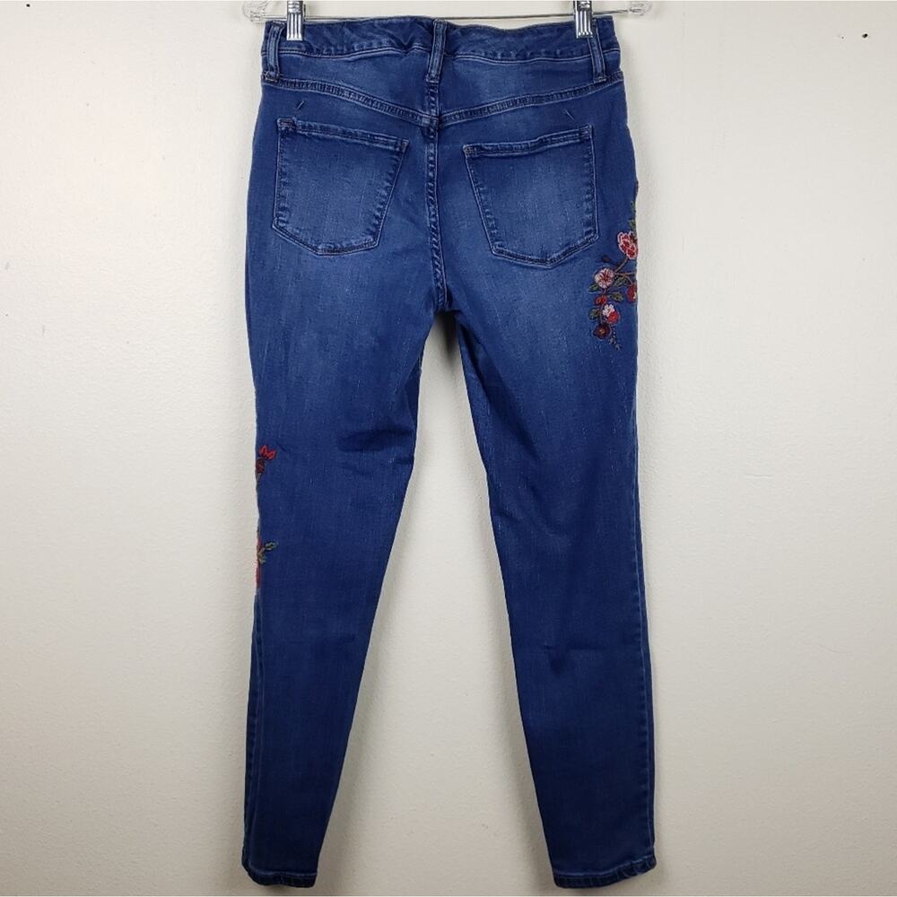 Mossimo | High Rise Jegging w/ embroidery - Picture 3 of 4